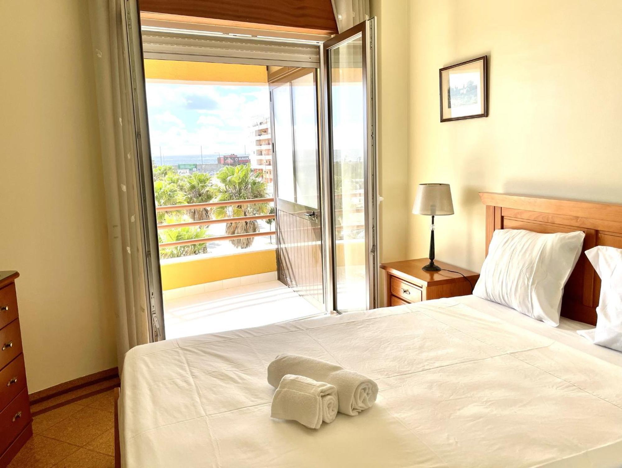 Cosy Sea View Apartment Коста да Капарика Стая снимка